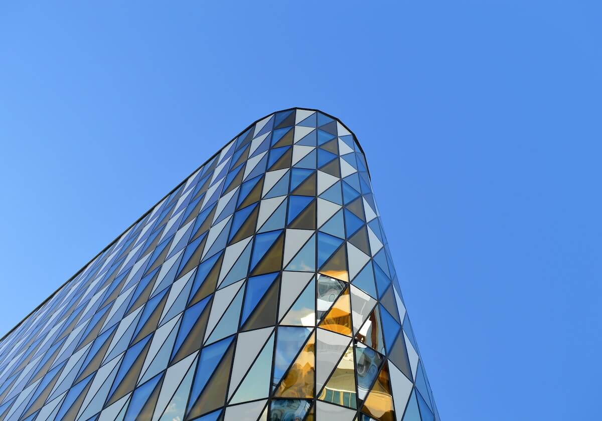 开云线上入口-玄学源于此？齐达内现身伯纳乌观看皇马对阵曼城的比赛