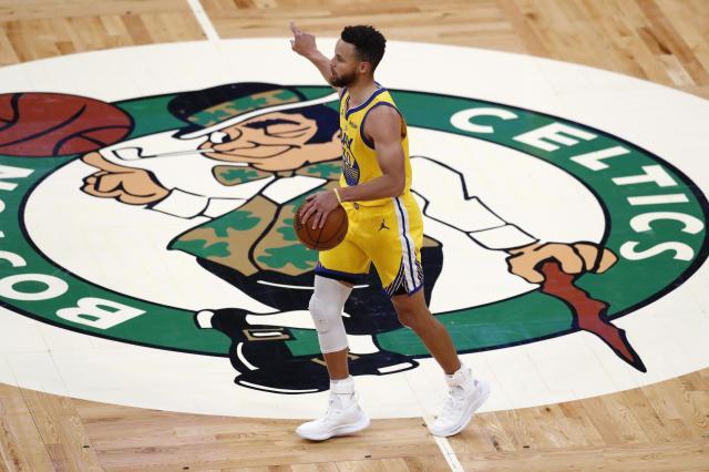 开云线上入口-连续10场得分30+,孤独的库里开始疯狂地狂奔