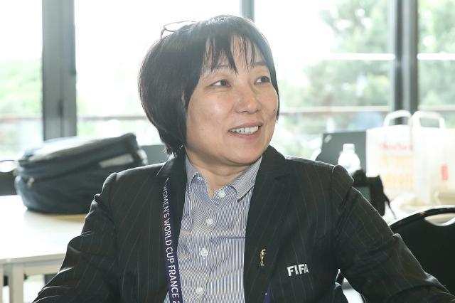 开云下载-孙雯谈女足:鼓励女性球员去体验不同的可能