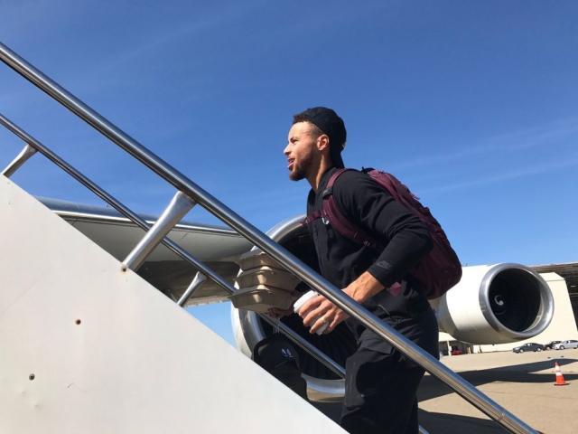 开云下载-疫情下的NBA客场旅途！“蜗居”酒店饭后散步成奢侈