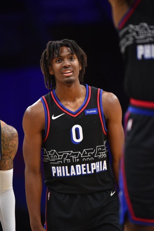 开云登录网址入口-新冠伤病催生“无聊”比赛 没球星没悬念还看什么？